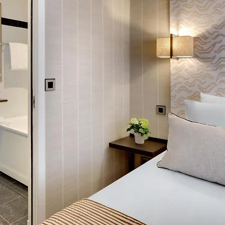 Le Senat Hotel 4*