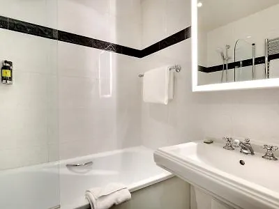 Le Senat Hotel 4*