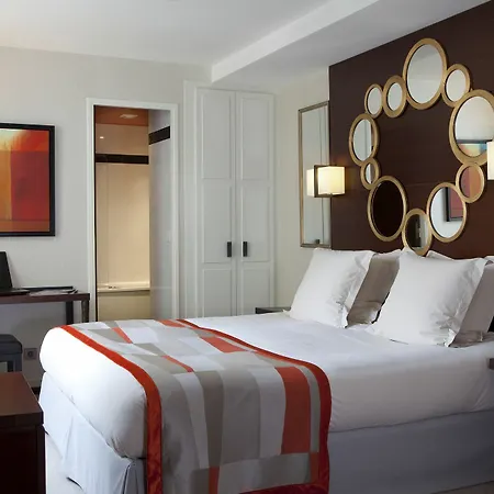 Le Senat Hotel