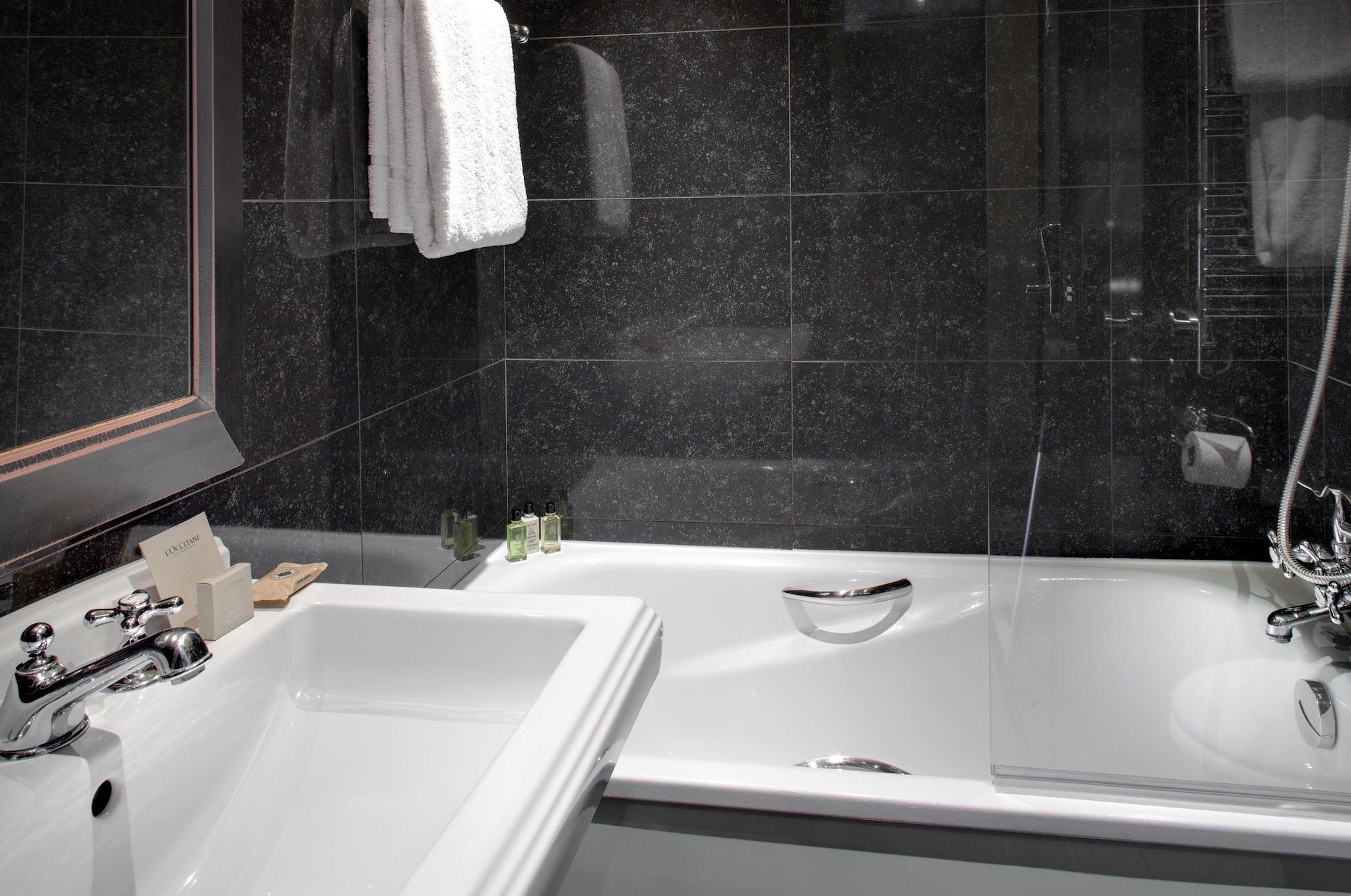 Hotel Le Senat Parigi