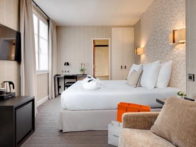 Le Senat Hotel 4*