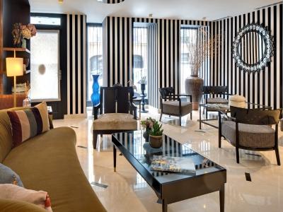 Hotel Le Senat Parigi