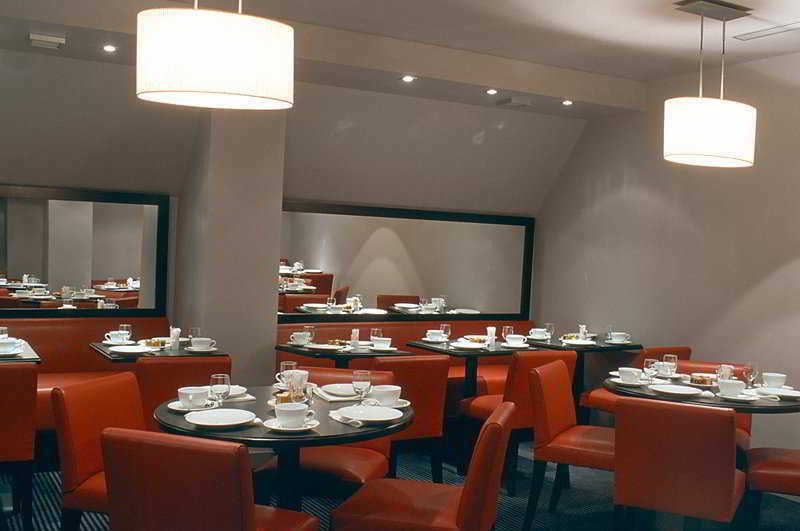 Le Senat 4* Parigi